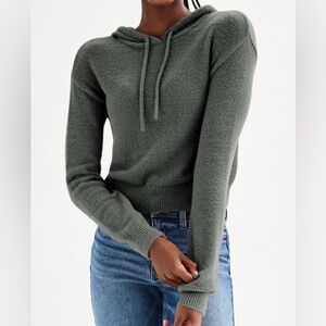 NEW SO Eyelash Yarn Hoodie Plus Size Juniors 1X Gray Cozy Top Stretch Sweater